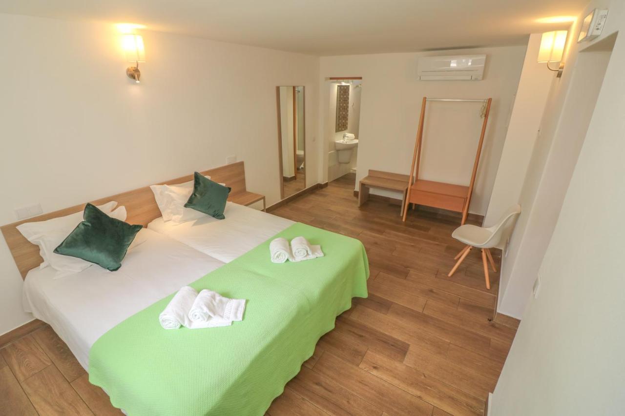 Little Break Guest House Lagos Exterior foto